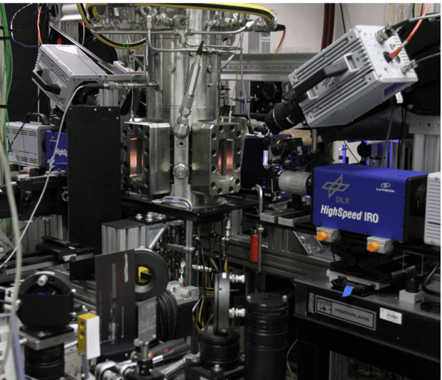 Hochdruck-Vertikal-Brenner vor der Ertüchtigung